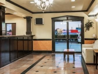 Lodge Econo I-10 South *