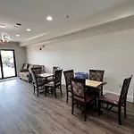 Super 8 by Wyndham Beaumont/I-10 S TX